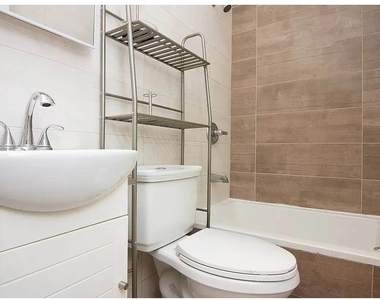 351 Washington Avenue - Photo Thumbnail 4
