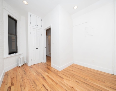 340 W 17th Street - Photo Thumbnail 1