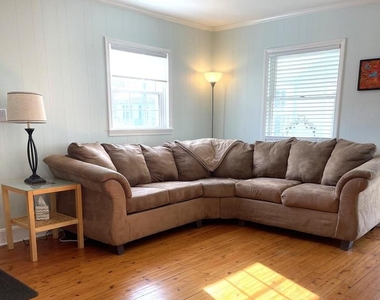 221 Madison Street - Photo Thumbnail 10