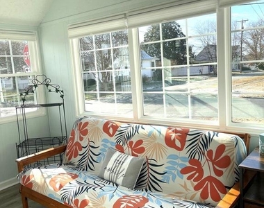 221 Madison Street - Photo Thumbnail 13