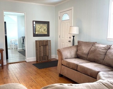 221 Madison Street - Photo Thumbnail 12