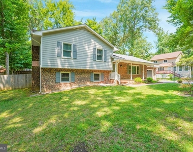 2 Adam Court - Photo Thumbnail 1