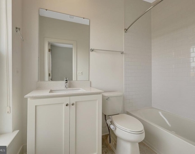 11247 Beaker Street - Photo Thumbnail 34