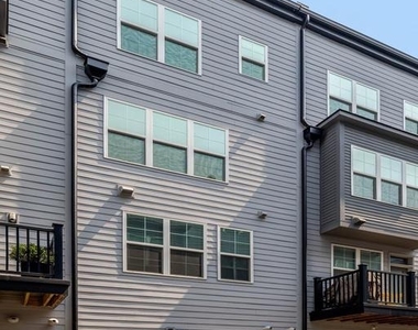 11247 Beaker Street - Photo Thumbnail 42