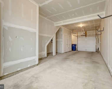 11247 Beaker Street - Photo Thumbnail 43