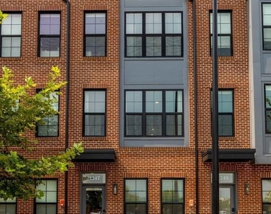 11247 Beaker Street - Photo Thumbnail 3