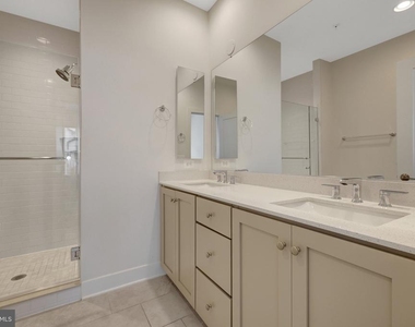 11247 Beaker Street - Photo Thumbnail 21