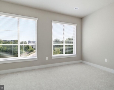 14566 Lake Vista Drive - Photo Thumbnail 20
