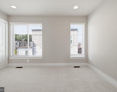 14566 Lake Vista Drive - Photo Thumbnail 15