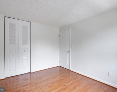 1604 Barnstead Drive - Photo Thumbnail 18