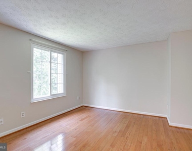 1604 Barnstead Drive - Photo Thumbnail 22