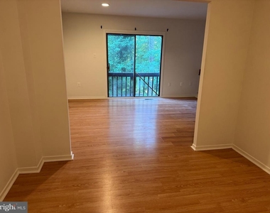 5808 Jacksons Oak Court - Photo Thumbnail 4