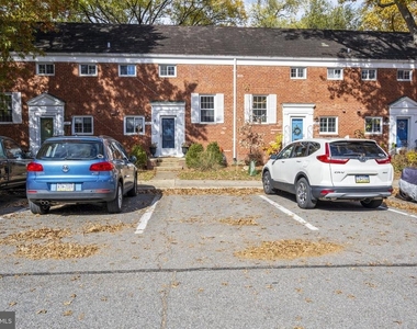 1635 Ripon Place - Photo Thumbnail 21