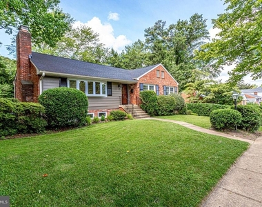 3936 N Upland Street - Photo Thumbnail 1