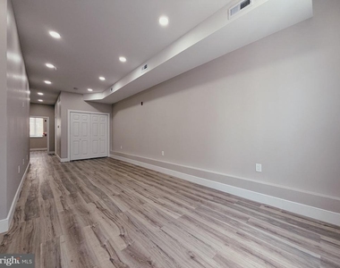 2720 W Thompson Street - Photo Thumbnail 1