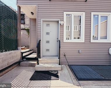2720 W Thompson Street - Photo Thumbnail 6