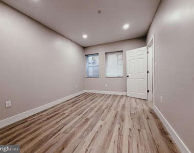 2720 W Thompson Street - Photo Thumbnail 3