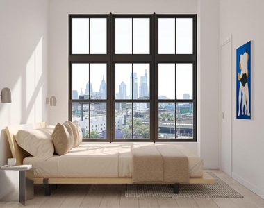 945 Frankford Ave - Photo Thumbnail 10