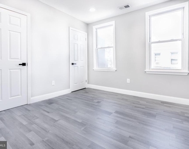 1927 S Norwood Street - Photo Thumbnail 7