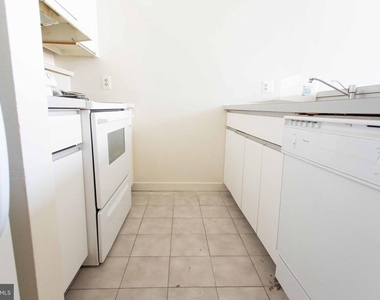 130-3 Arch Street - Photo Thumbnail 9
