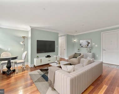1701 Locust Street - Photo Thumbnail 4