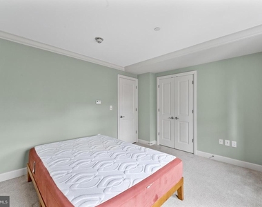 1701 Locust Street - Photo Thumbnail 22