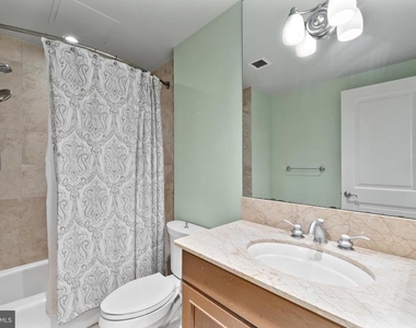 1701 Locust Street - Photo Thumbnail 13