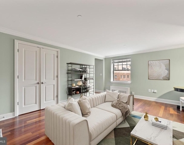 1701 Locust Street - Photo Thumbnail 3