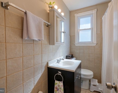 32 Bonsall Avenue - Photo Thumbnail 19