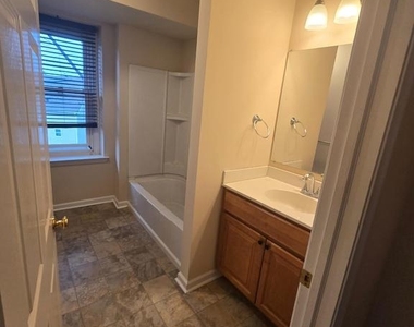 4894 Old Easton Road - Photo Thumbnail 5