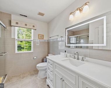 537 Riggs Avenue - Photo Thumbnail 25