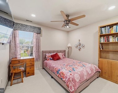 537 Riggs Avenue - Photo Thumbnail 21