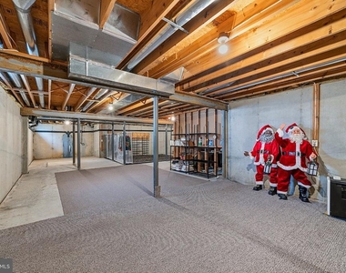 537 Riggs Avenue - Photo Thumbnail 27
