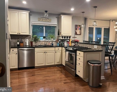 32 Delwood Road - Photo Thumbnail 3