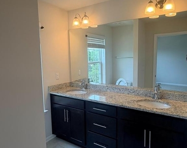 6504 Bullrush Court - Photo Thumbnail 17