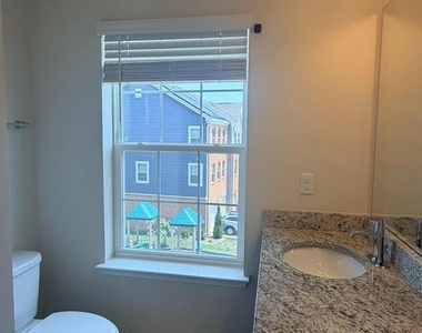 6504 Bullrush Court - Photo Thumbnail 19
