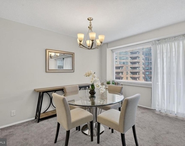 4515 Willard Avenue - Photo Thumbnail 9