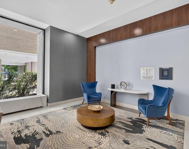 4515 Willard Avenue - Photo Thumbnail 4