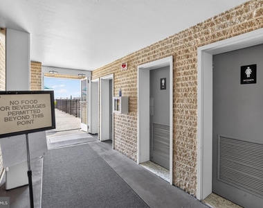 4515 Willard Avenue - Photo Thumbnail 31