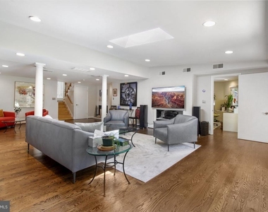9504 Wadsworth Drive - Photo Thumbnail 34