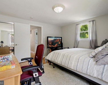 9504 Wadsworth Drive - Photo Thumbnail 26