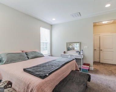 392 Buckeye Circle - Photo Thumbnail 12