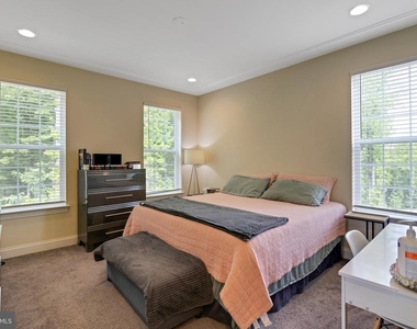 392 Buckeye Circle - Photo Thumbnail 10