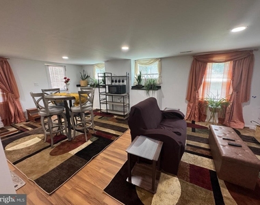 8612 Creek Court - Photo Thumbnail 21