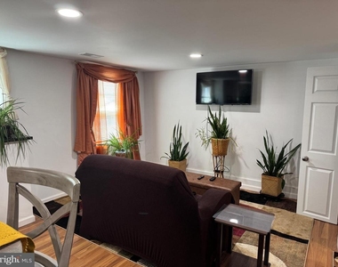 8612 Creek Court - Photo Thumbnail 26