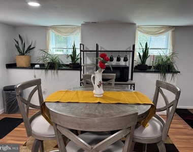 8612 Creek Court - Photo Thumbnail 24
