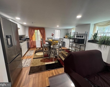 8612 Creek Court - Photo Thumbnail 22