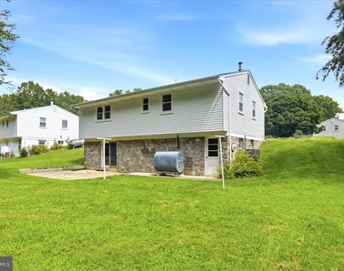 1447 Knight Avenue - Photo Thumbnail 20