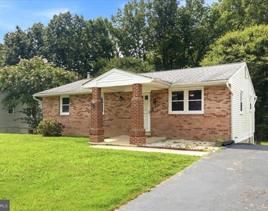 1447 Knight Avenue - Photo Thumbnail 1