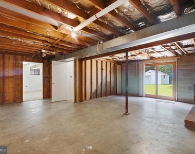 1447 Knight Avenue - Photo Thumbnail 18